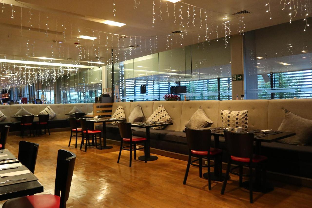 Hotel Wyndham Concepcion Pettra Zewnętrze zdjęcie The interior of the restaurant